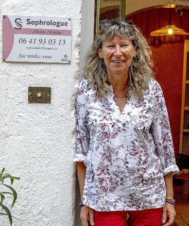 Sophie Stehlin. sophrologue Praticienne à Ici et Là. Le centre de médecines complémentaire à Avallon.